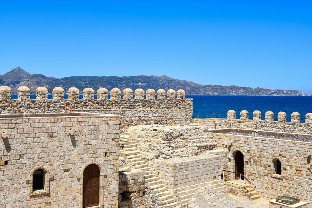 Rocca a Mare Fortress