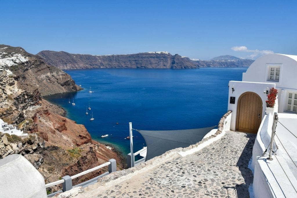 Santorini, Santorini Greece: The Jewel of the Aegean Sea