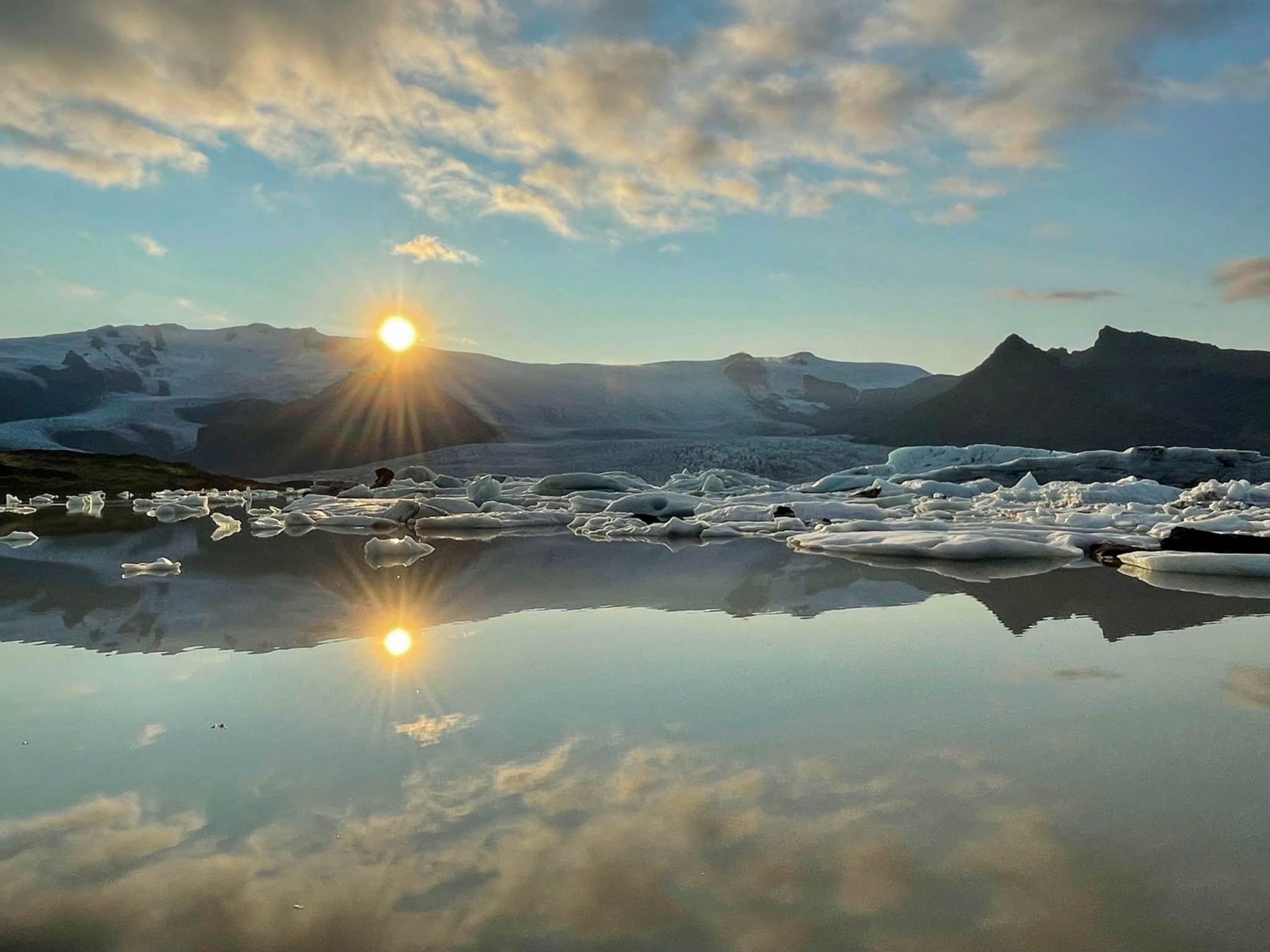 Iceland's Glacier Lagoons, Iceland&#8217;s Glacier Lagoons: A Natural Wonder