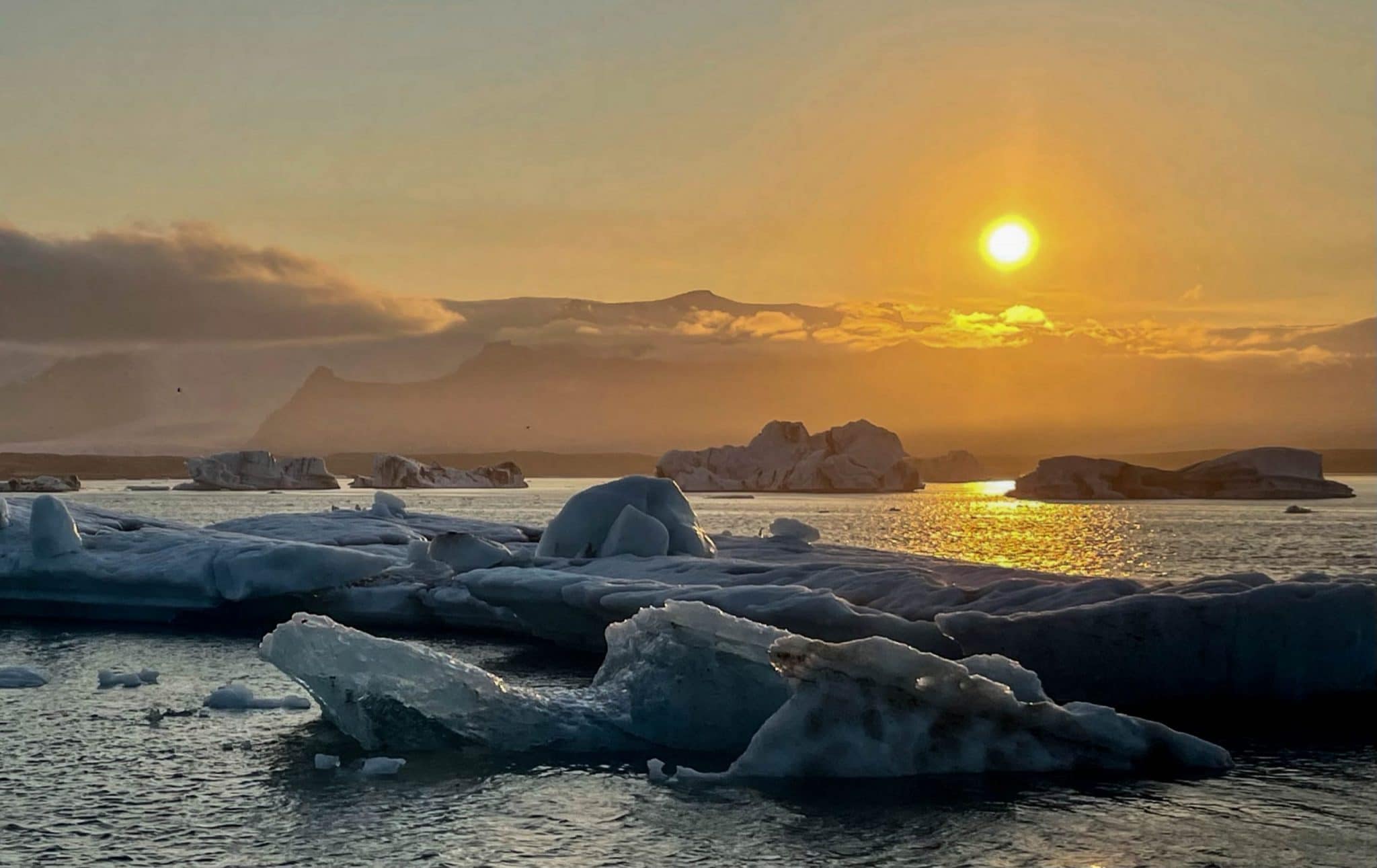 Iceland's Glacier Lagoons, Iceland&#8217;s Glacier Lagoons: A Natural Wonder