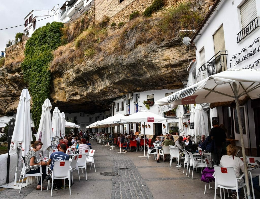 Setenil de las Bodegas, Setenil de las Bodegas: An Andalucia Wonder