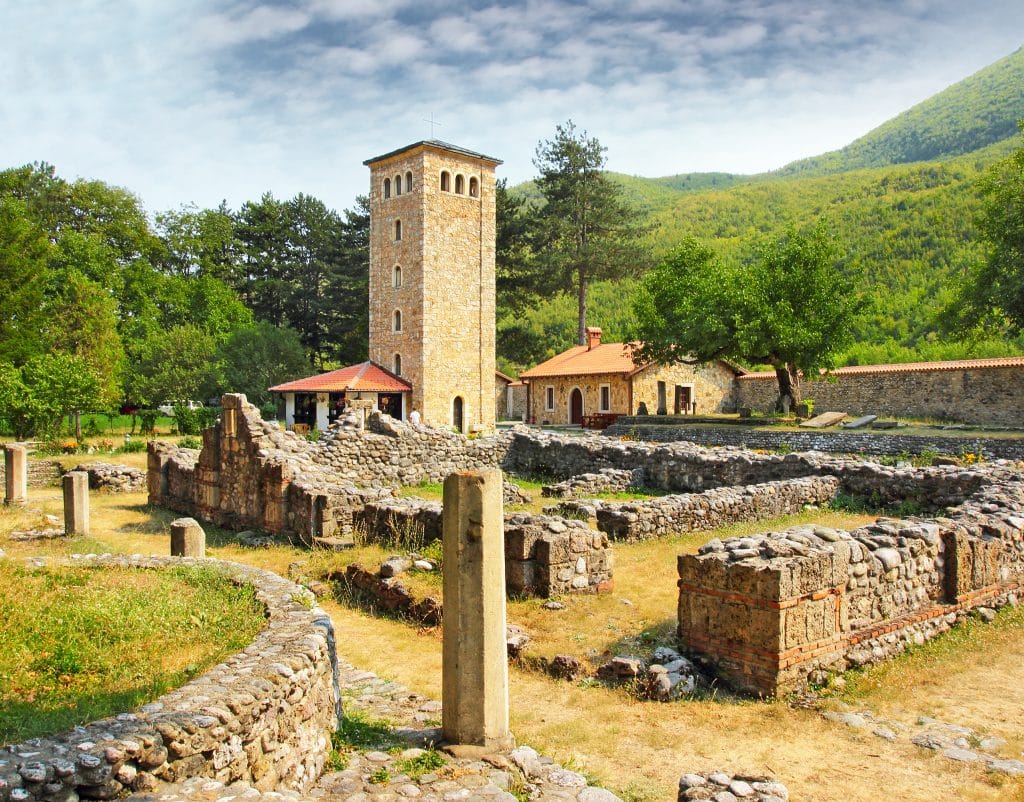 Kosovo, Kosovo: A Traveler’s Guide to the Country