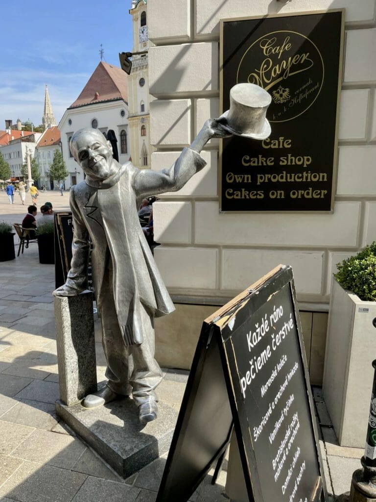 Statue