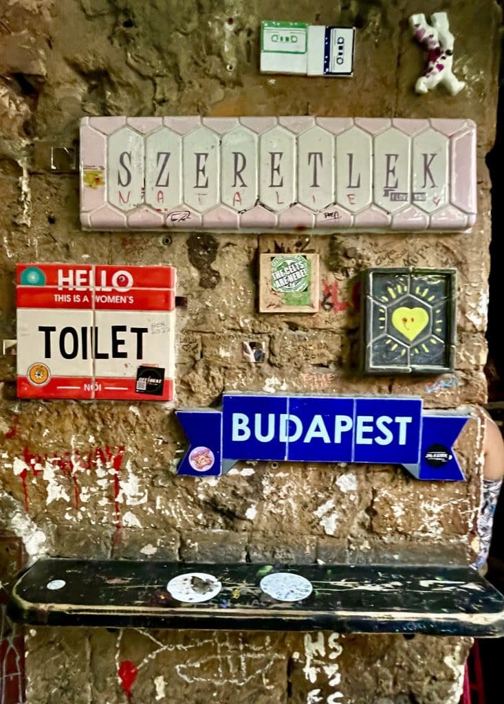 Ruin Bar