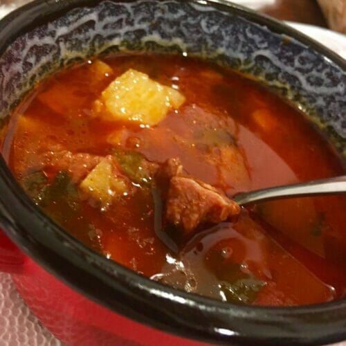 Traditional Hungarian Goulash (Gulyás), Traditional Hungarian Goulash (Gulyás)