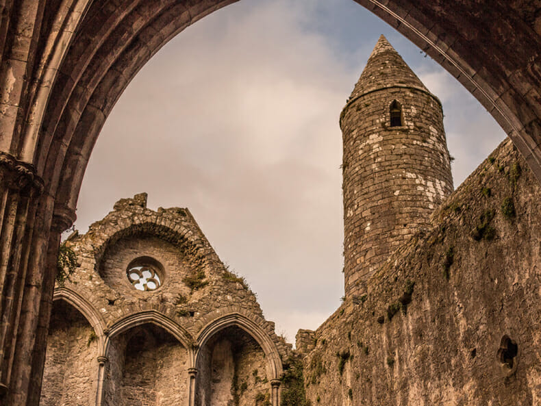 Rock of Cashel, Rock of Cashel – Ireland’s Ancient Site of Kings