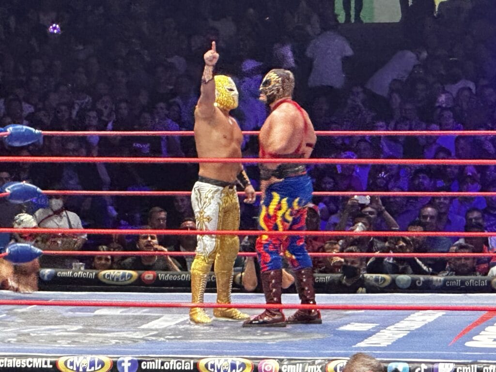 Lucho loco Mexico City