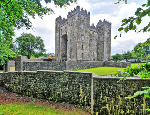 Castle Hunters, Castle Hunters