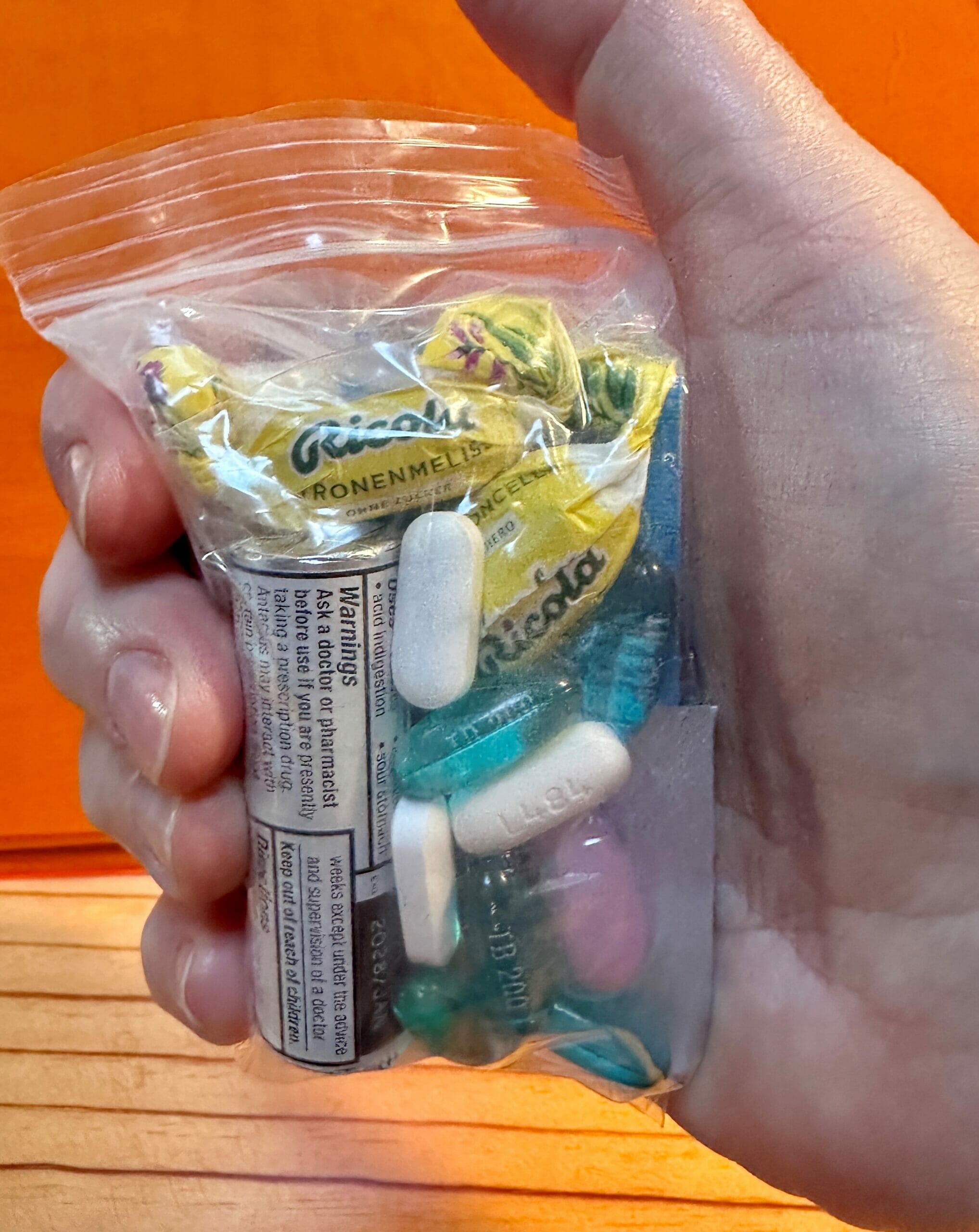 Essential Medications for Long Flights, Essential Medications for Long Flights: What to Bring