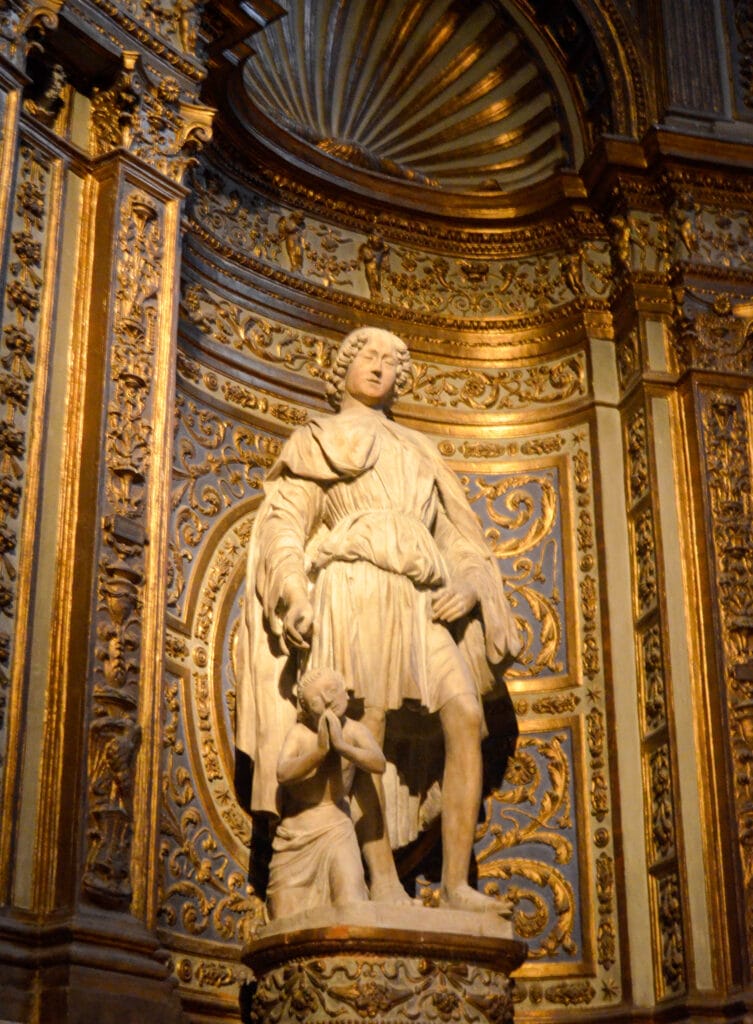 Duomo sculpture
