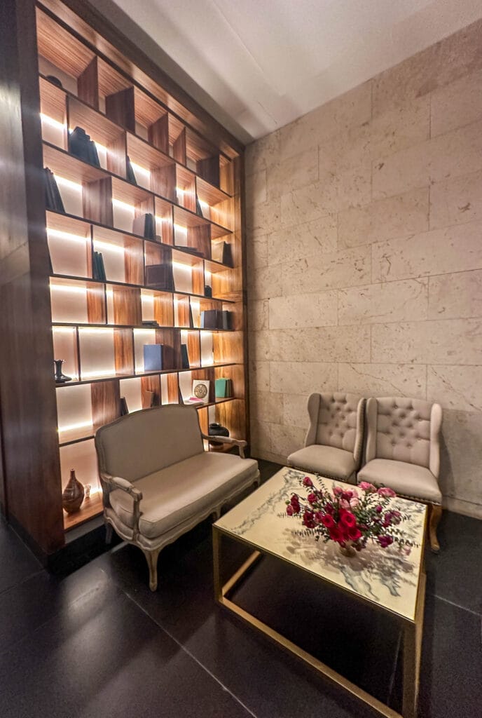Seating area