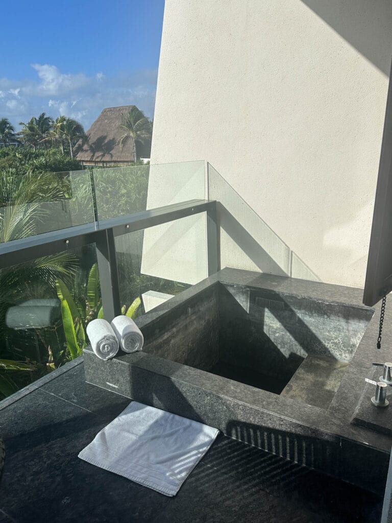 Deck soaking tub