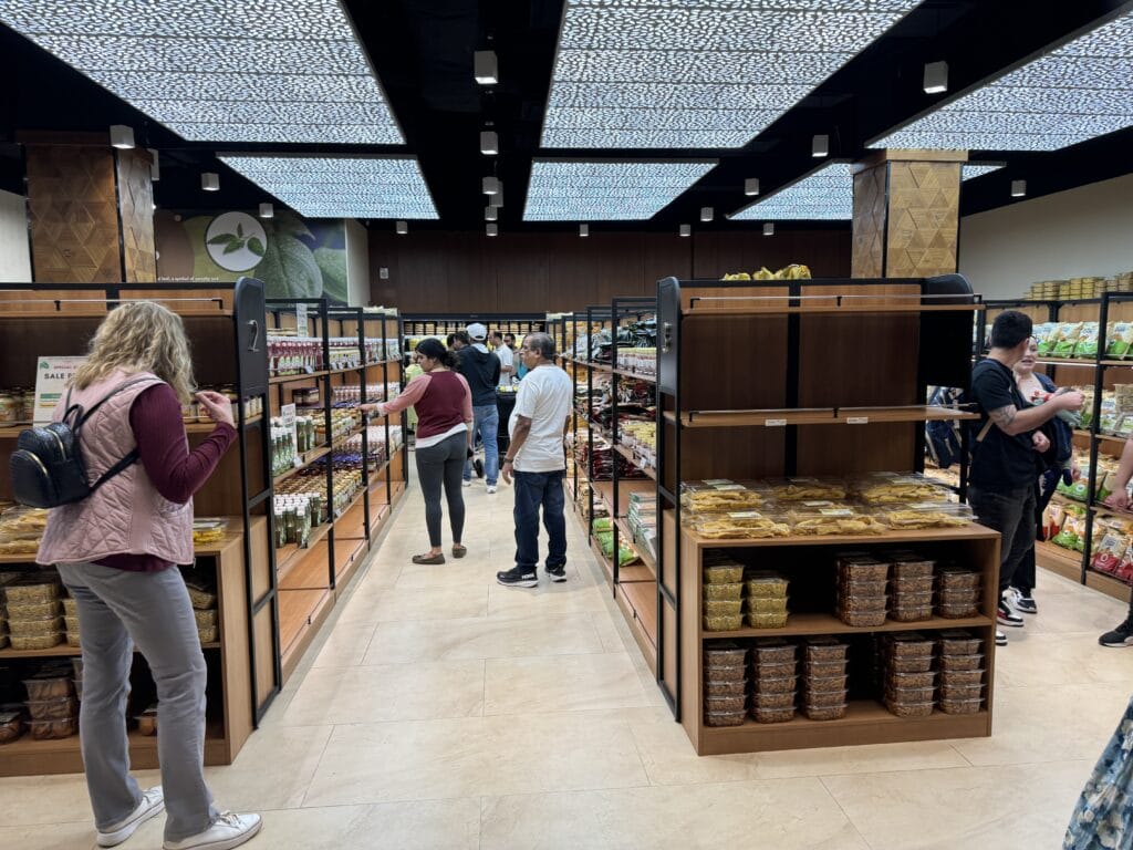 BAPS Swaminarayan Akshardham, Unveiling the Splendor of BAPS Swaminarayan Akshardham – A Hidden Gem in New Jersey