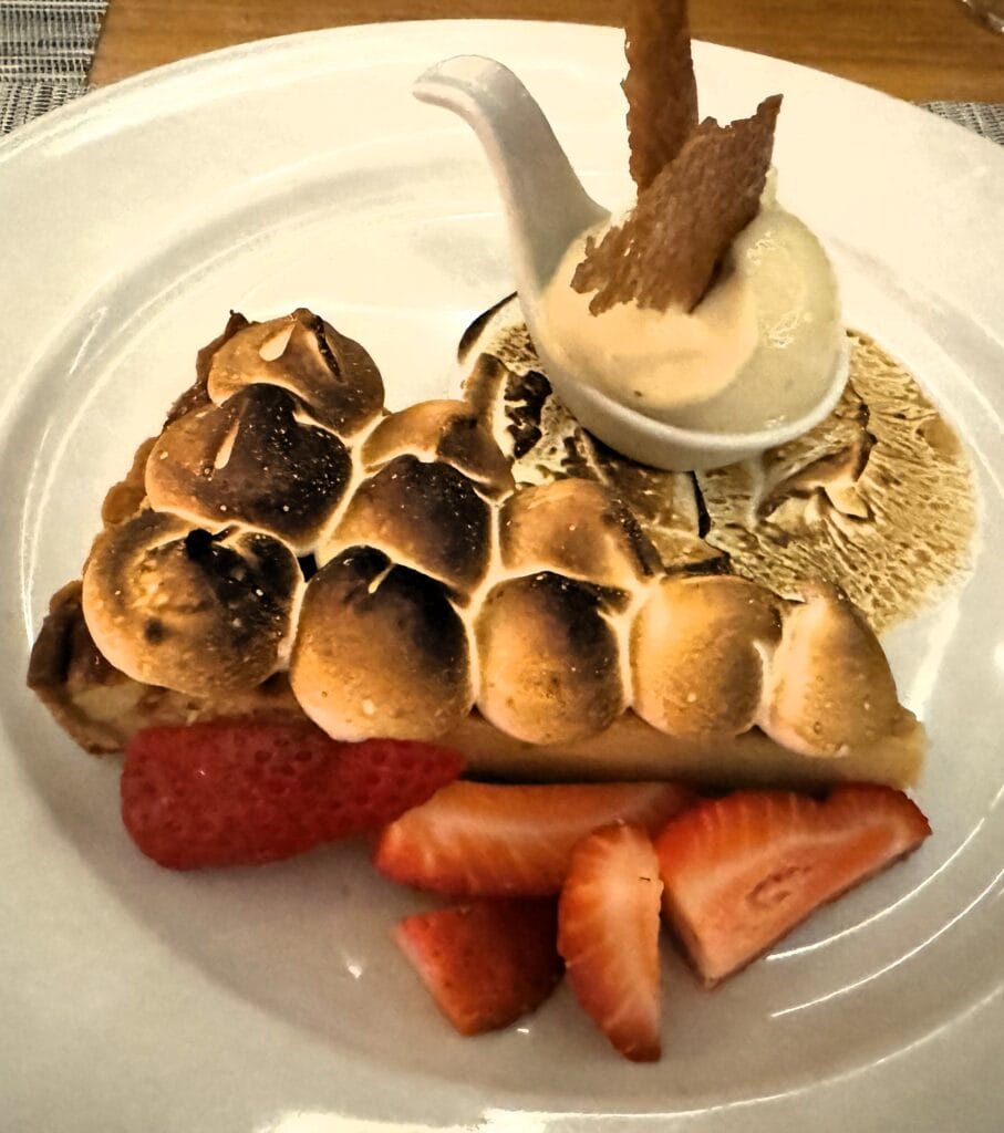 Dessert at Hotel Boutique Lagarta Lodge