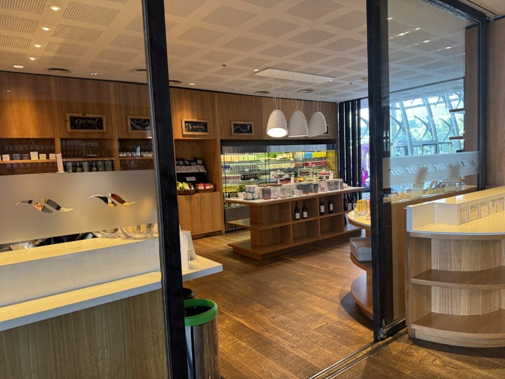 Grab and food to go