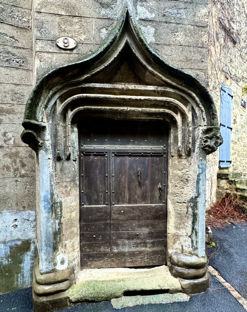Door in Pezenas