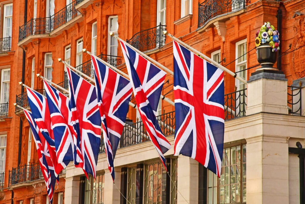 UK, Seasonal Savings: Best Months to Explore UK on a Budget