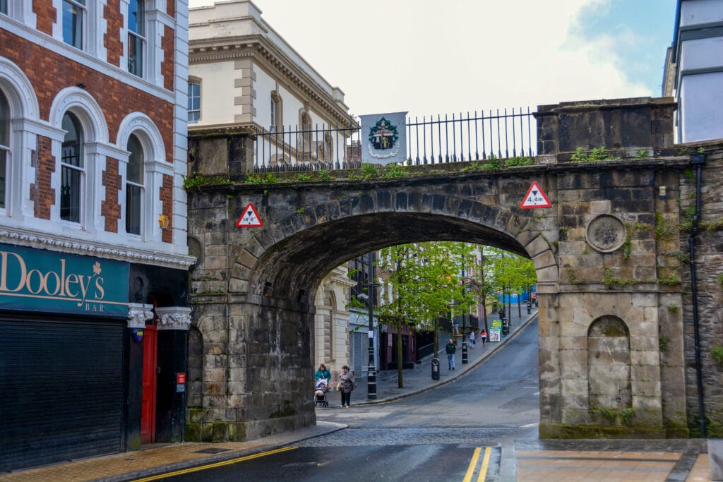 Derry~Londonderry