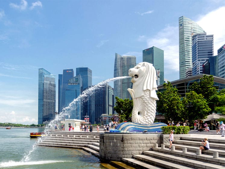 Singapore, Exploring Singapore During a Long Layover with Bounce Luggage Storage