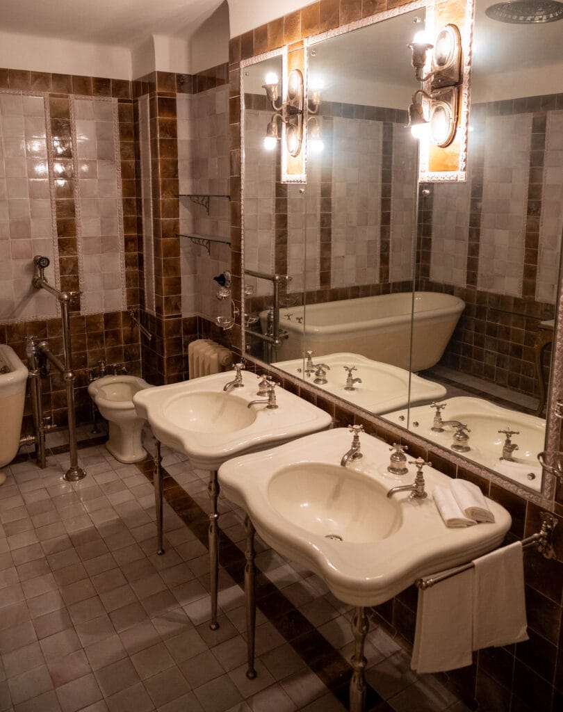 Sinks