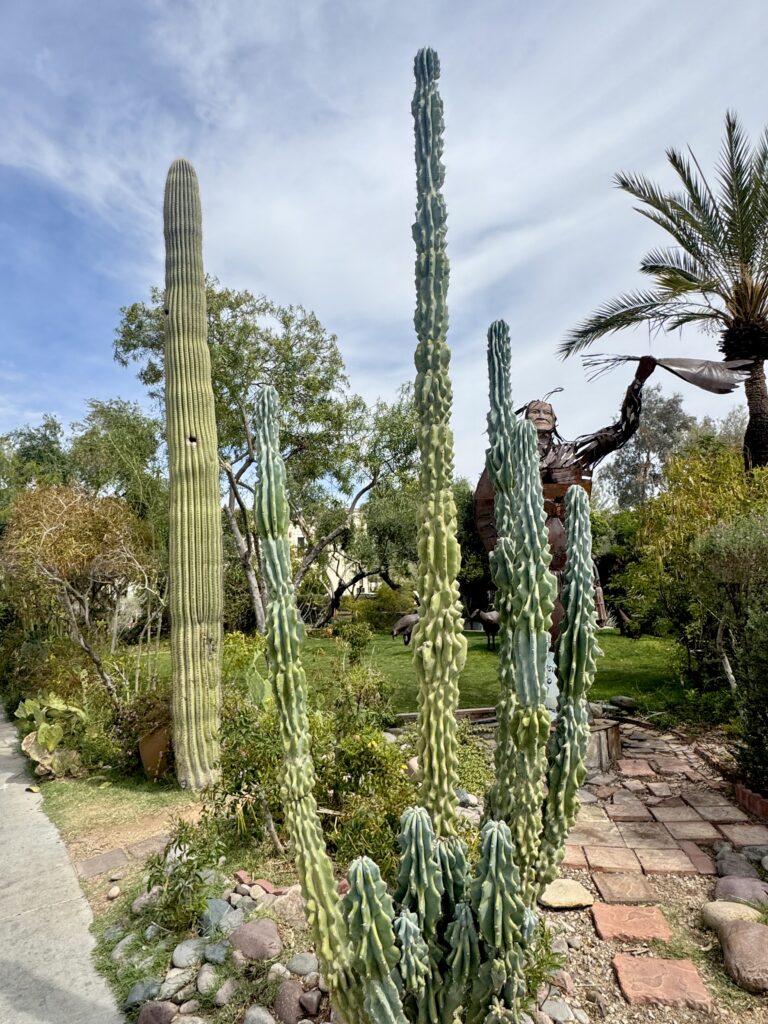Old Town Scottsdale, Old Town Scottsdale, Arizona: A Retro-Cool Desert Escape
