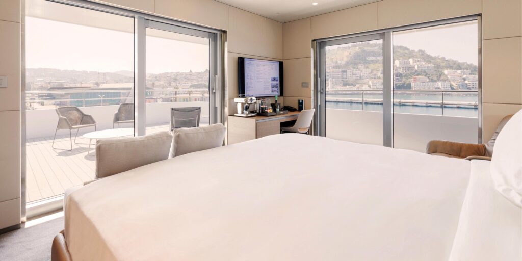 D ECYC Suites Terrace Suite