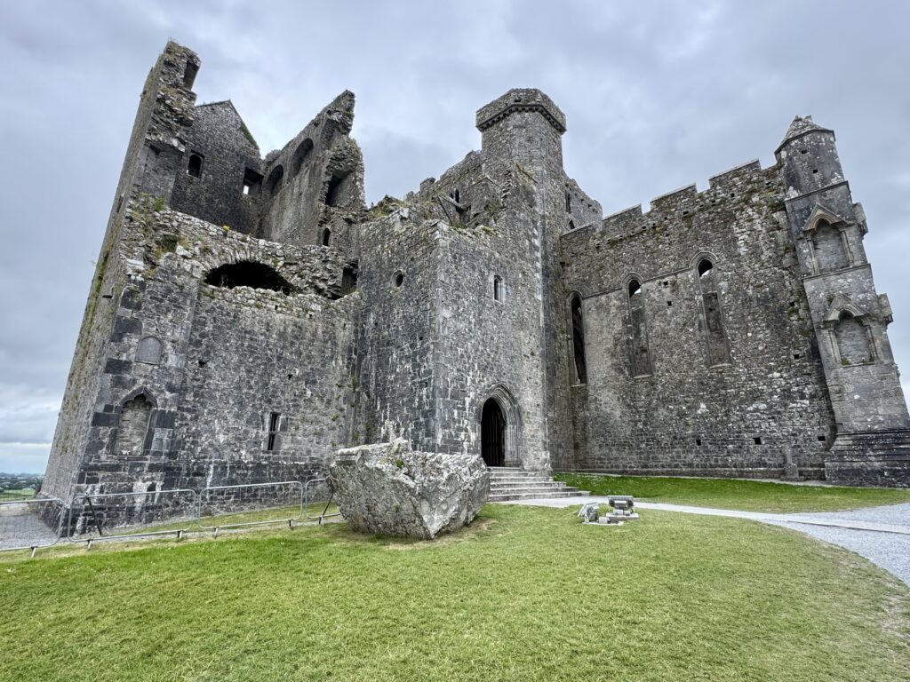 Rock of Cashel, Rock of Cashel – Ireland’s Ancient Site of Kings