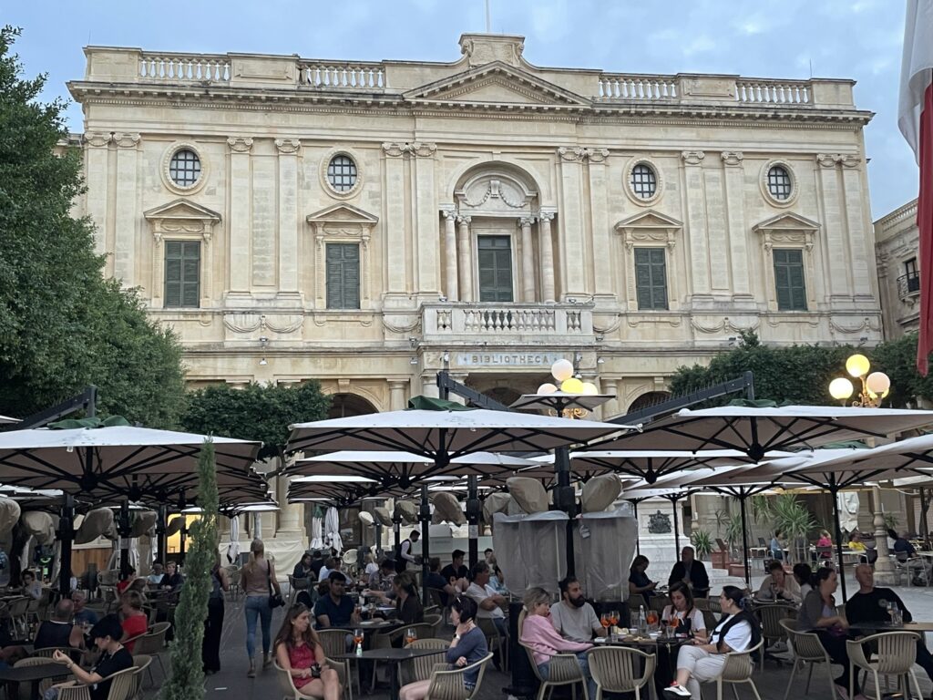 Dining in Valletta