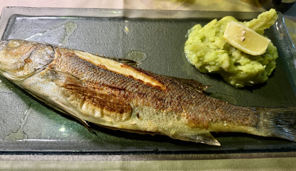 Whole fish/ seabass